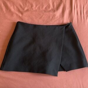 Zara Black Mini Skort